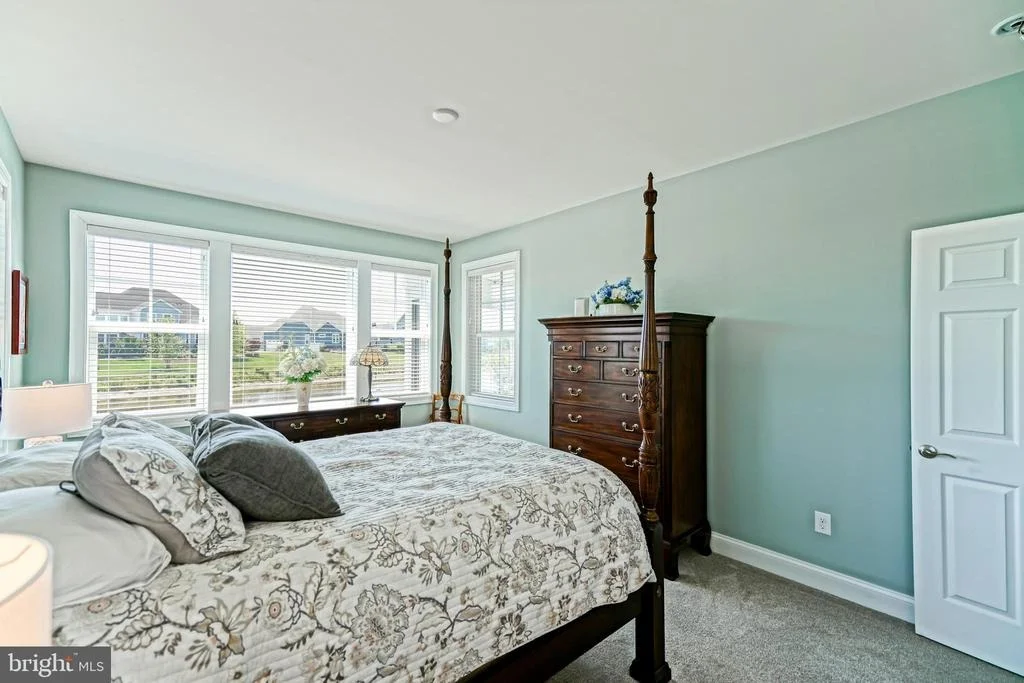 Photo of 35142 BATTLEMIXER DRIVE