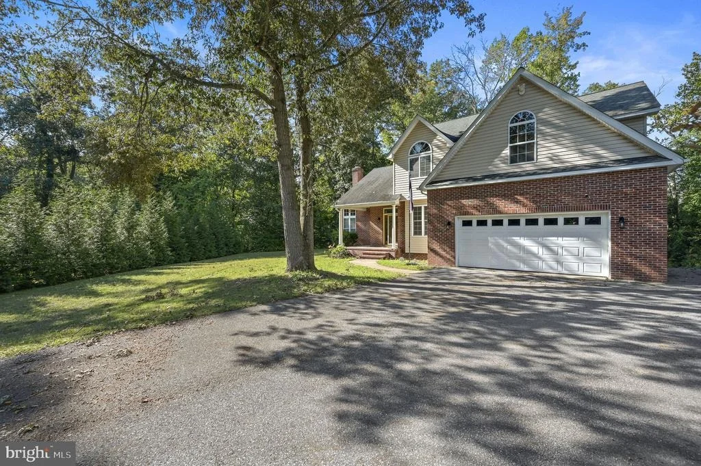 Photo of 32 RIDGEWAY CIRCLE