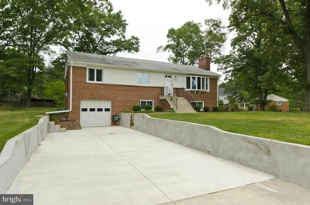 Photo of 7304 LAMAR DRIVE