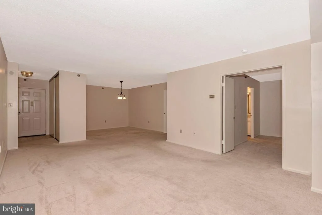 Photo of Unit 4308 at 15100 INTERLACHEN DRIVE