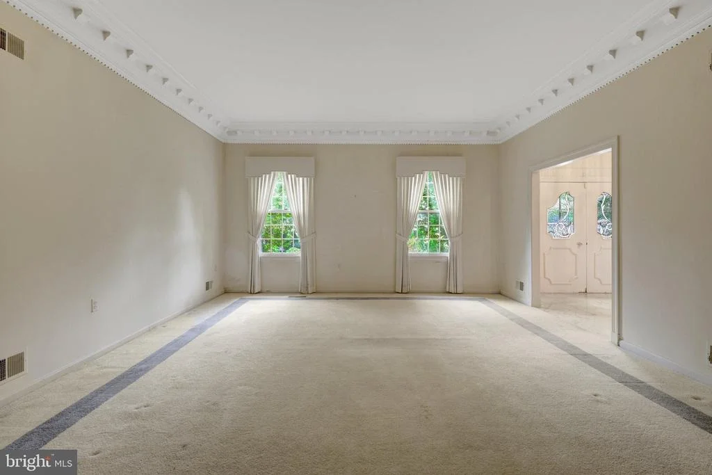 Photo of 1468 HIGHWOOD DRIVE