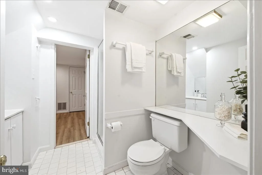 Photo of 7109 MEADOW LANE