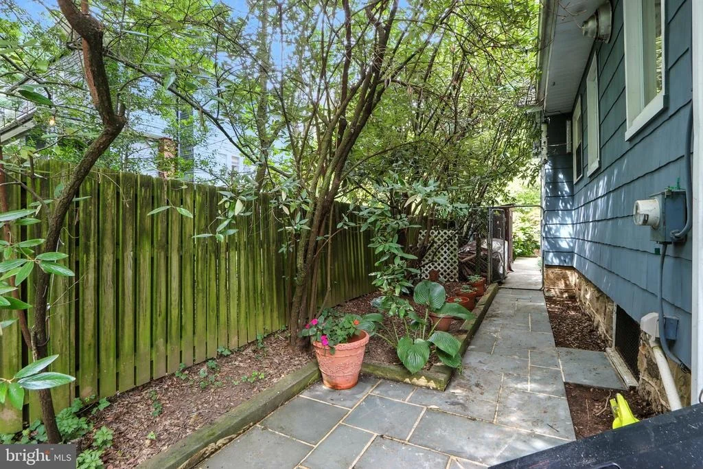 Photo of 5721 RIDGEDALE ROAD