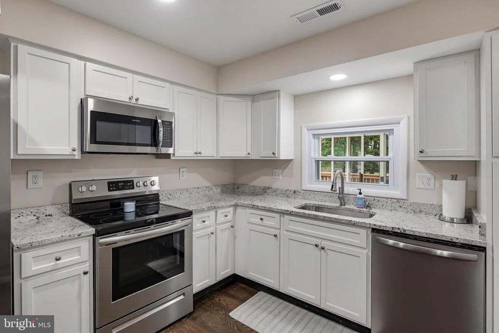 Photo of 10209 DONLEIGH DRIVE