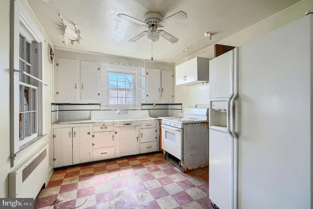 Photo of 4321 ANNAPOLIS ROAD