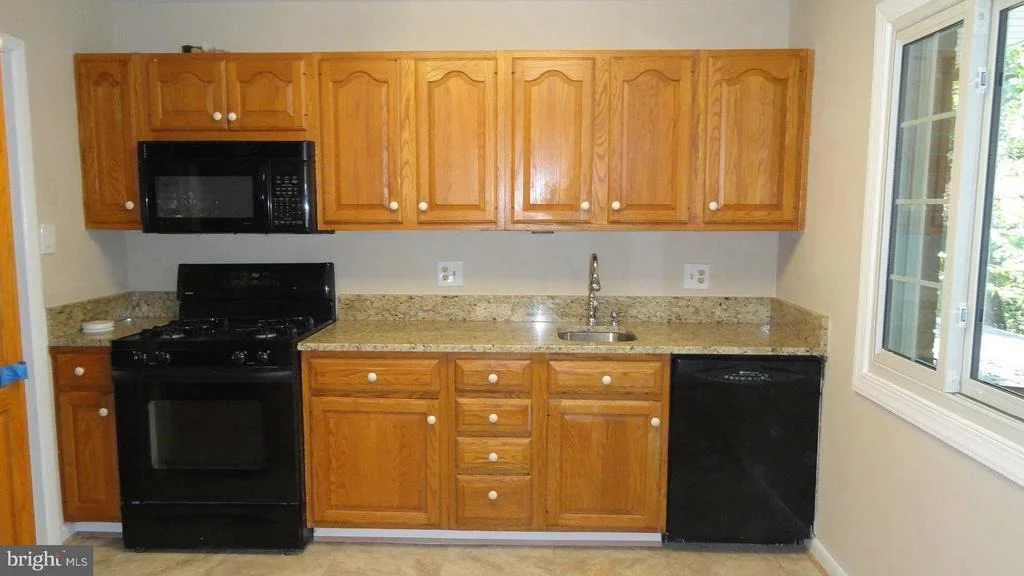 Photo of 914 JUNIPER PLACE