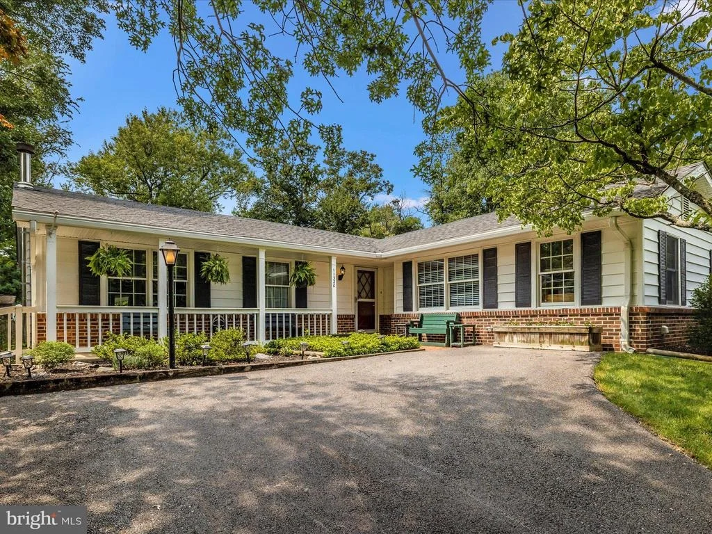 Photo of 11320 RAMBLING ROAD
