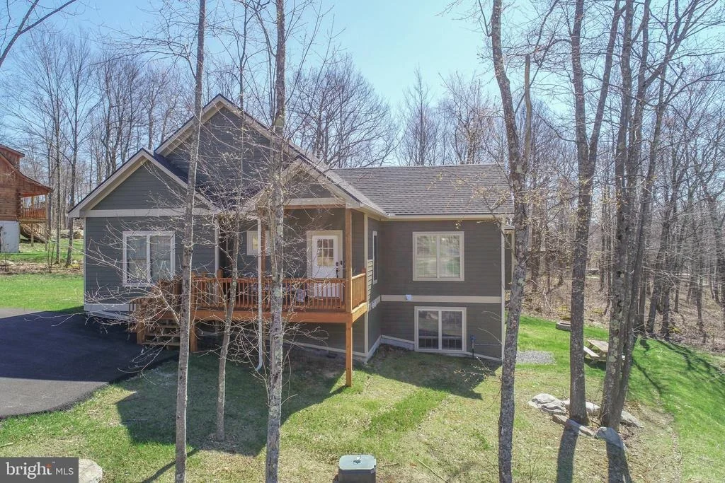 Photo of 448 BILTMORE VIEW