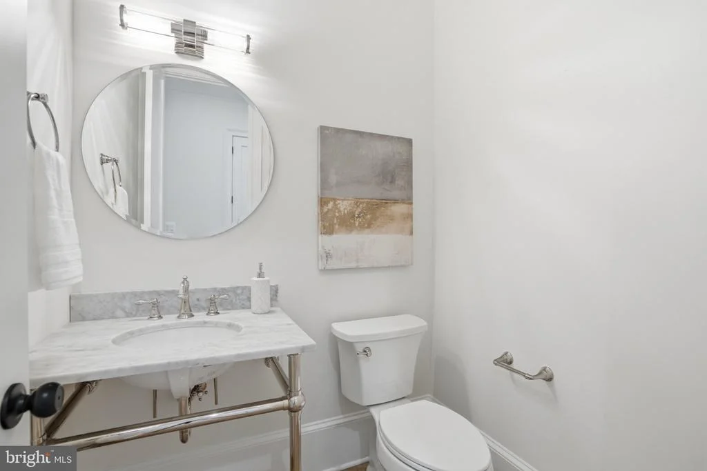 Photo of 1142 CAMERON ROAD