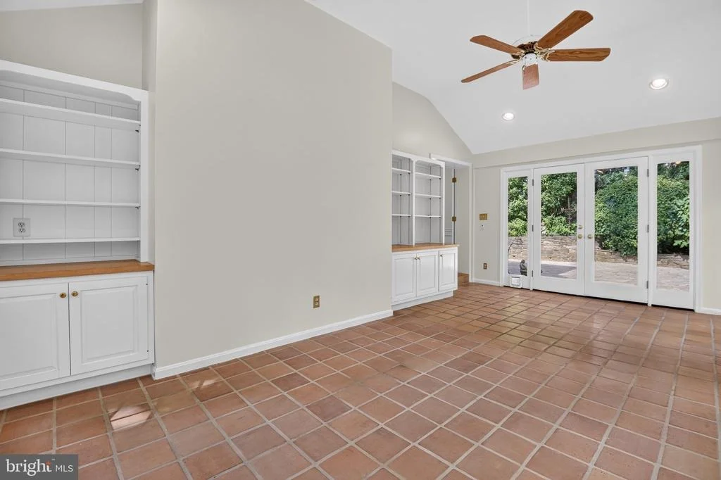 Photo of 6309 KENHOWE DRIVE