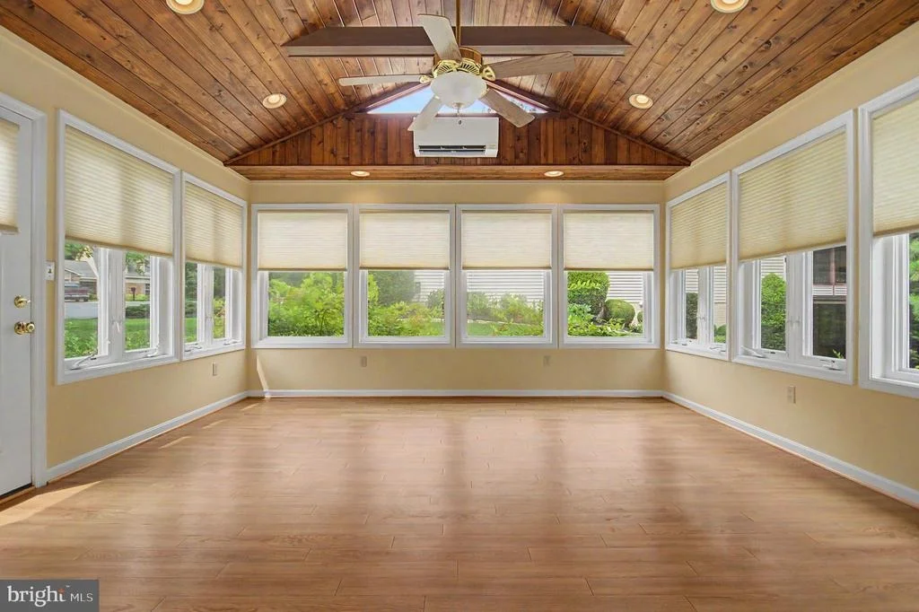 Photo of 804 COXSWAIN WAY