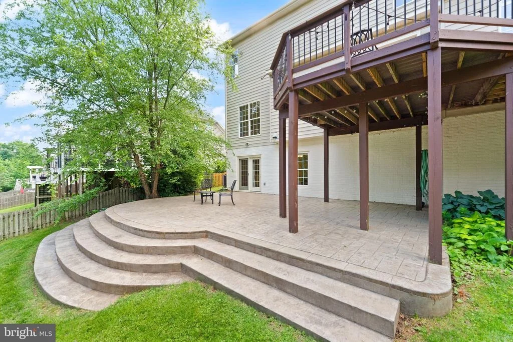 Photo of 22566 FOREST RUN DRIVE