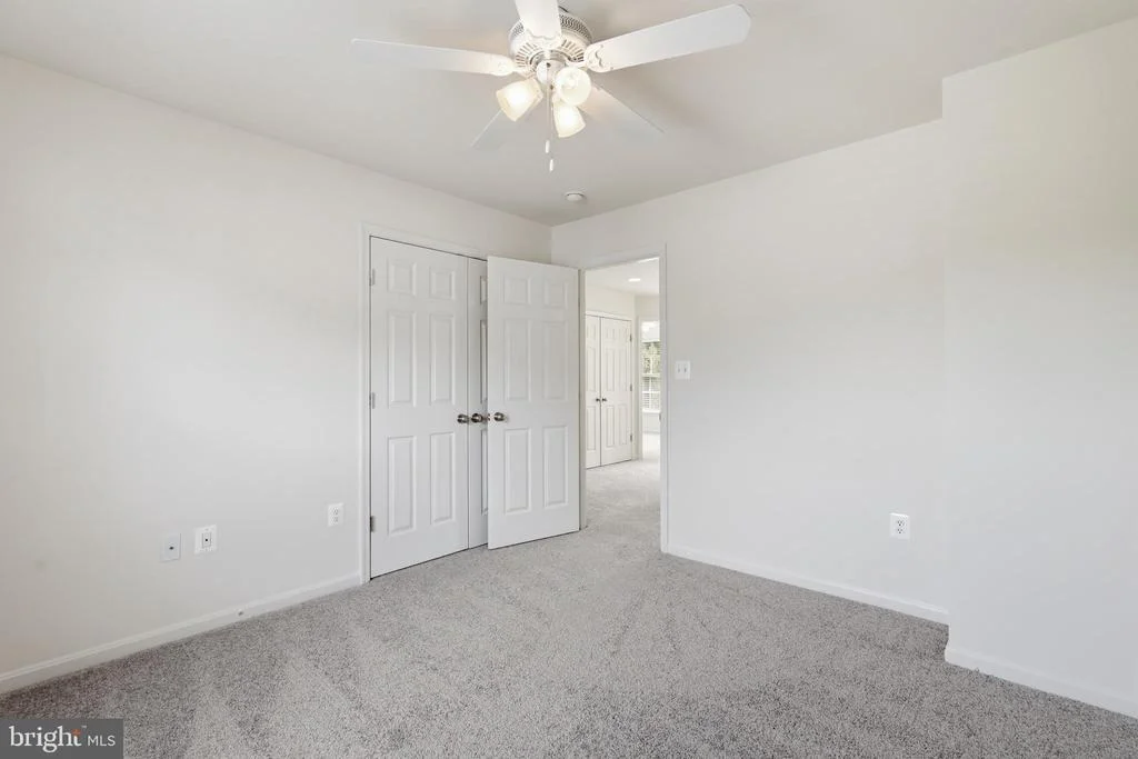 Photo of 17515 MINA LANE
