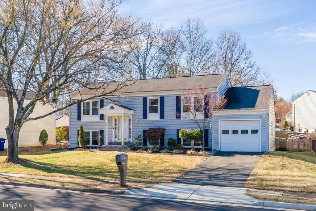 Photo of 1109 DEVON STREET