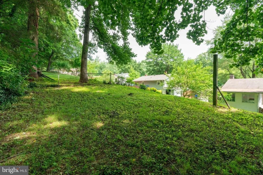 Photo of 14802 DYER DRIVE