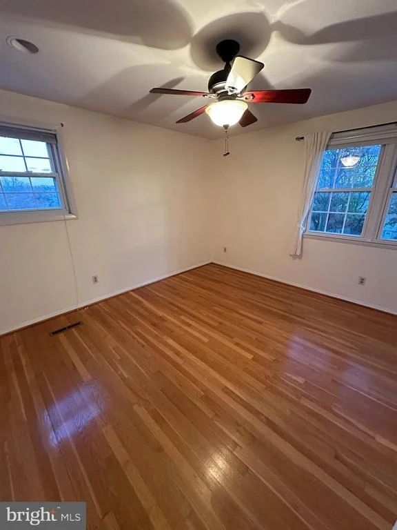 Photo of 10336 BURNSIDE DRIVE