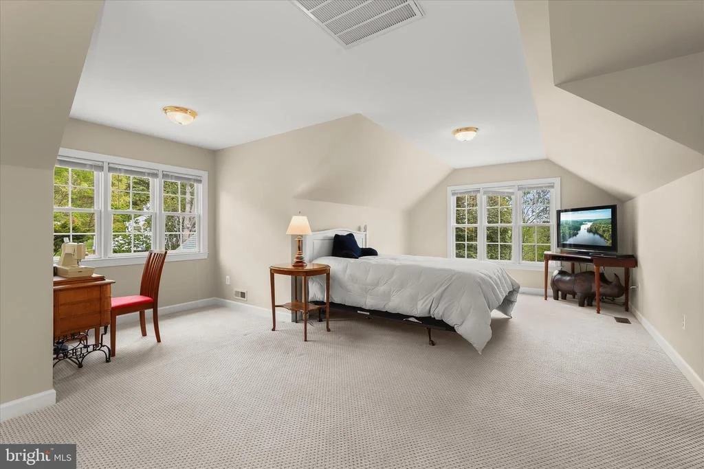 Photo of 2606 BRIGADOON ROAD