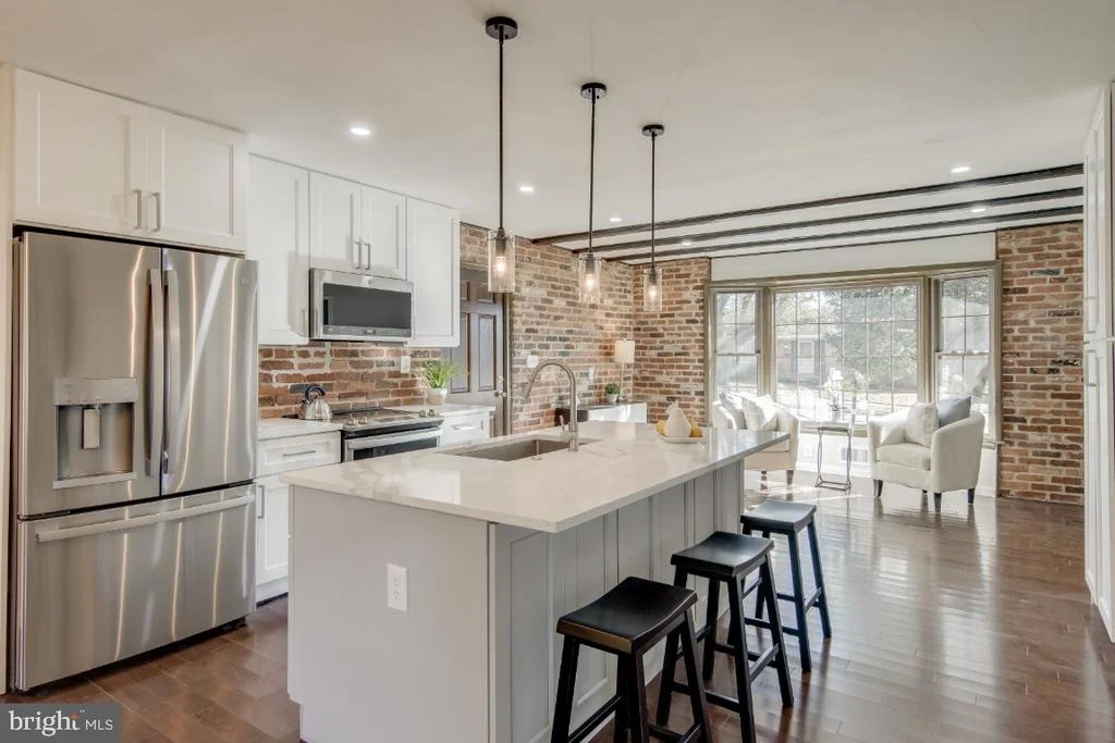 Photo of 6912 HEIDELBURG ROAD