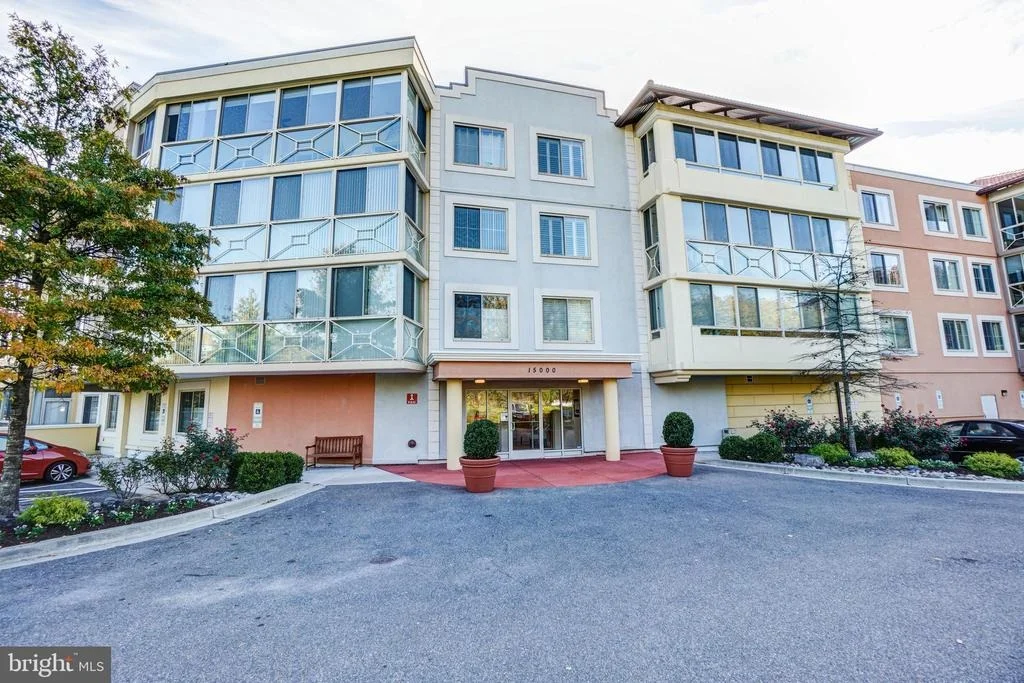 Photo of Unit 310 at 15000 PENNFIELD CIRCLE