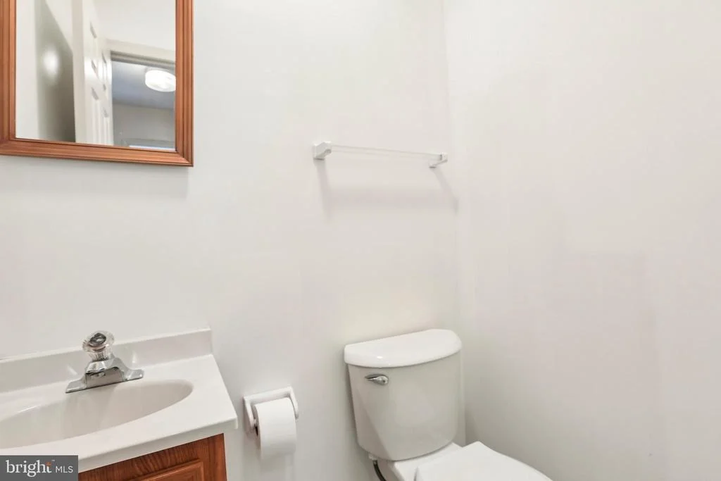 Photo of 2215 CHEROKEE DRIVE