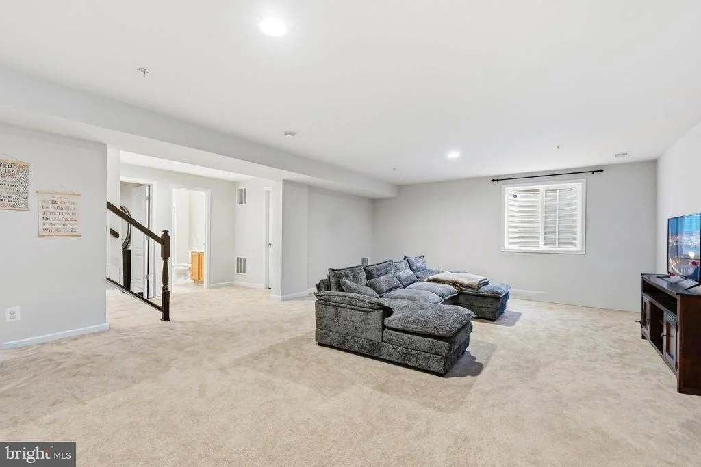 Photo of 2413 BELDEN LANE