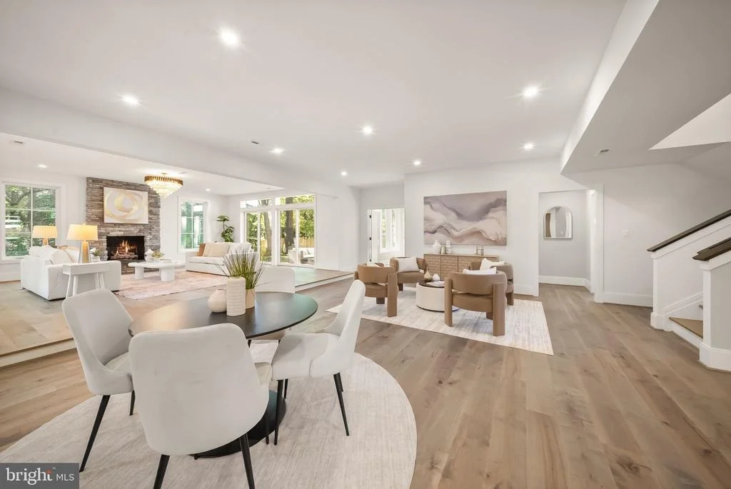 Photo of 8615 ACORN CIRCLE