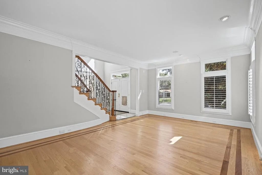 Photo of 9404 FOREST HAVEN DRIVE