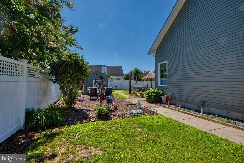 Photo of 16853 LANCASTER ROAD