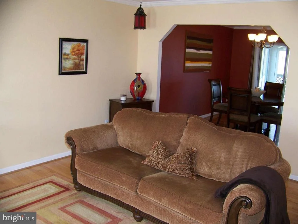 Photo of 1324 APPLETREE COURT
