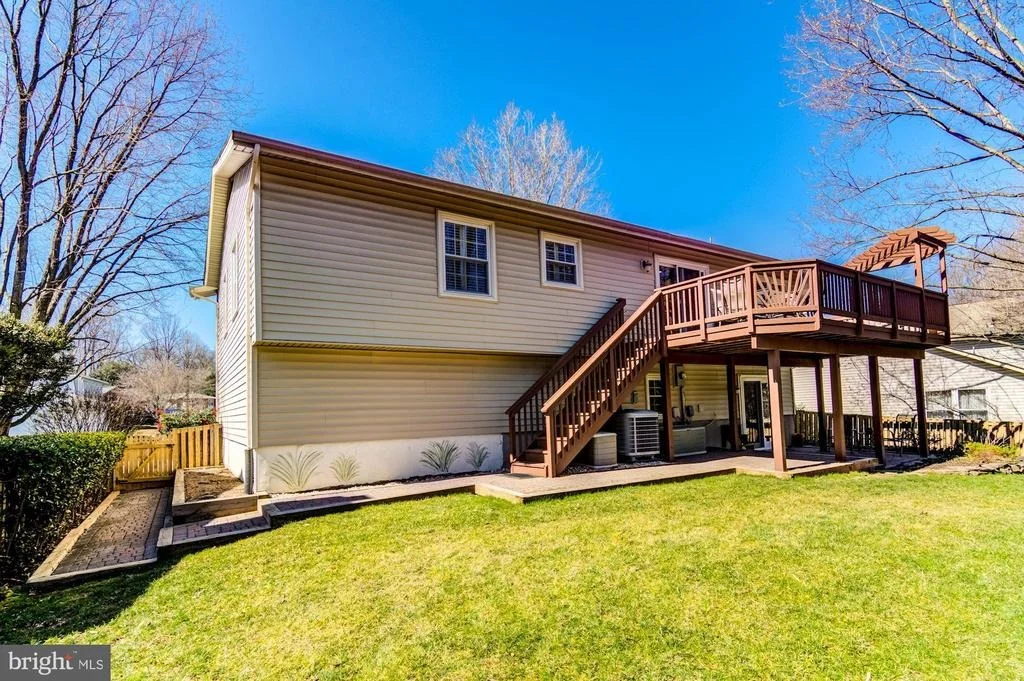 Photo of 9612 SHIPWRIGHT DRIVE