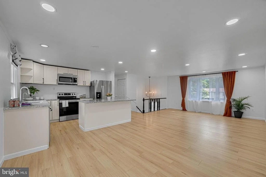 Photo of 19130 DOWDEN CIRCLE