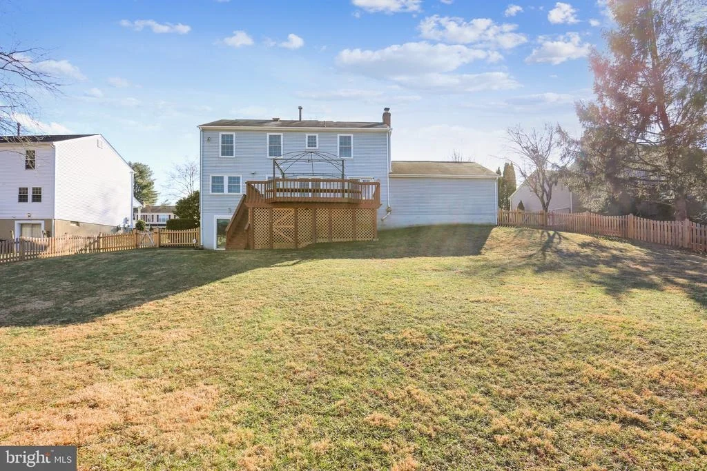 Photo of 915 POINTER RIDGE DRIVE
