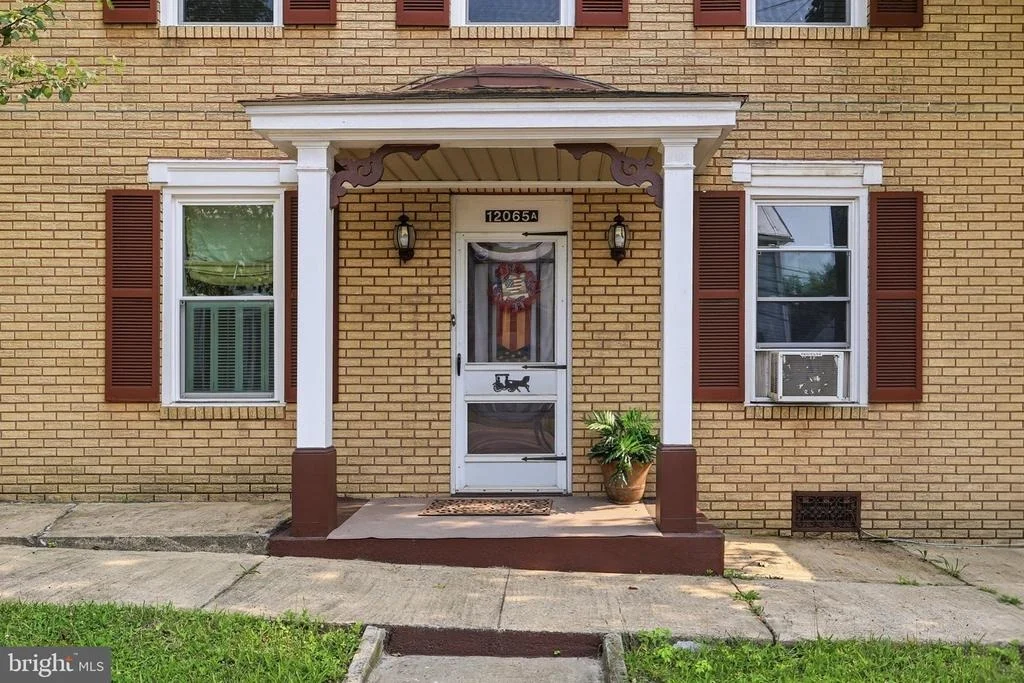 Photo of 12065 MAIN STREET