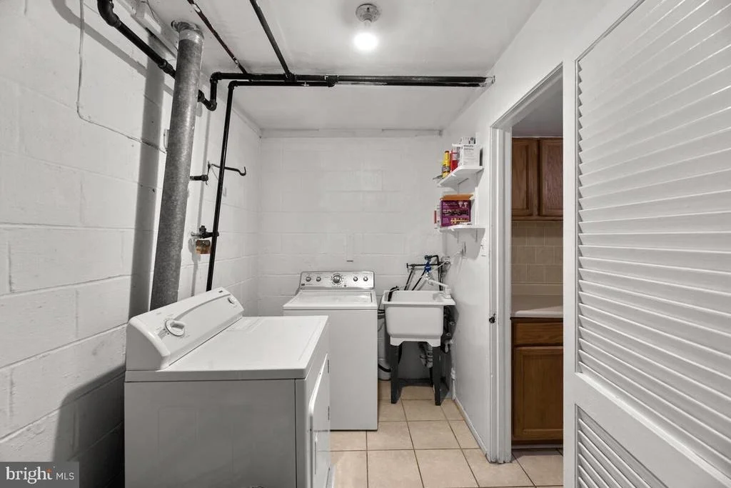 Photo of Unit 2AB at 2344 SUN VALLEY CIRCLE