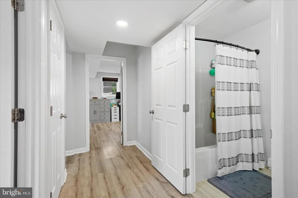 Photo of 21609 KELSO DRIVE