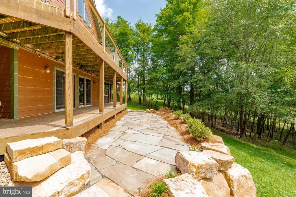 Photo of 2828 GLENDALE ROAD