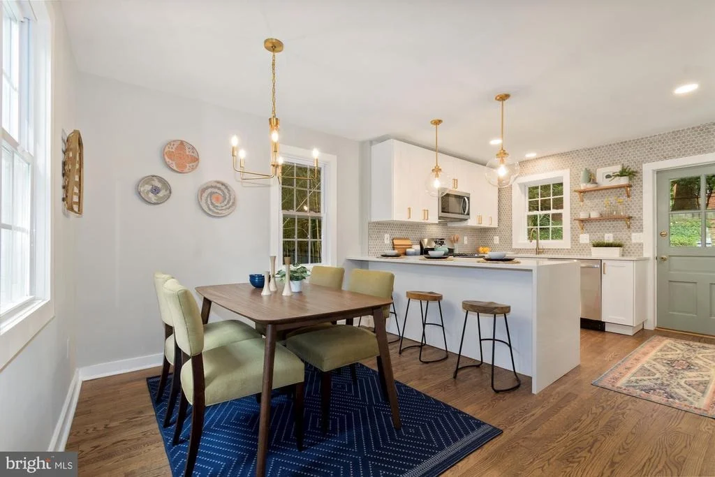 Photo of 8713 READING ROAD