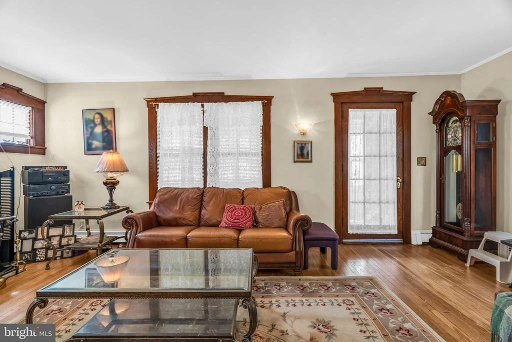 Photo of 1281 LONGFELLOW AVE