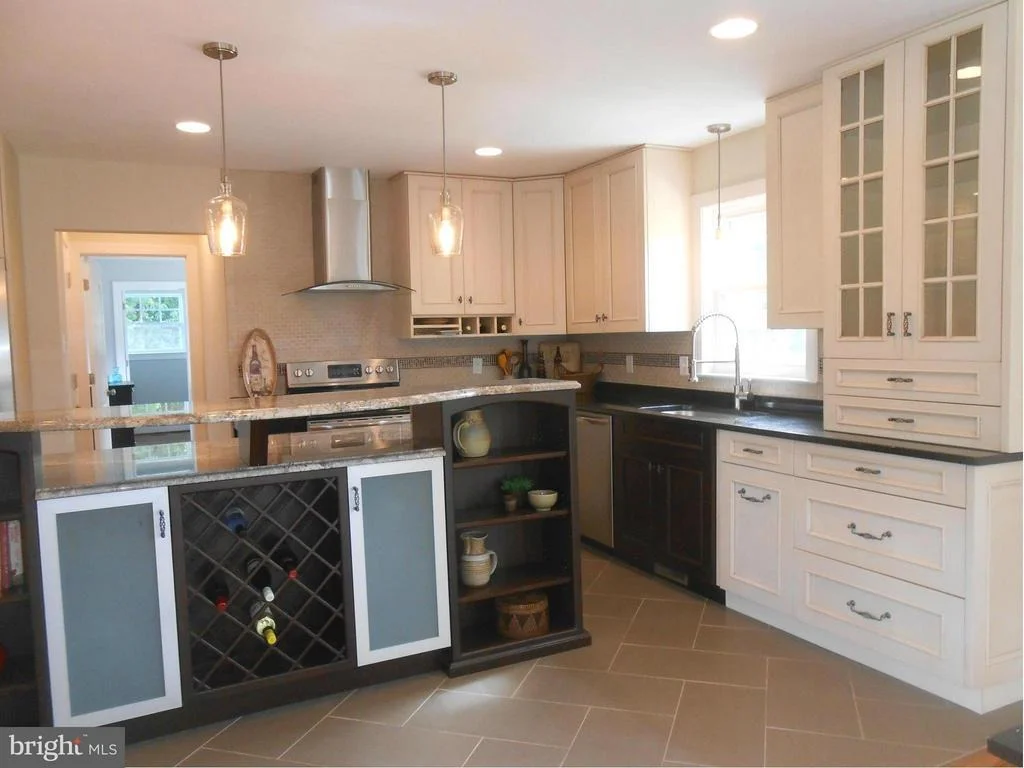 Photo of 7602 MCCLELLAN AVENUE