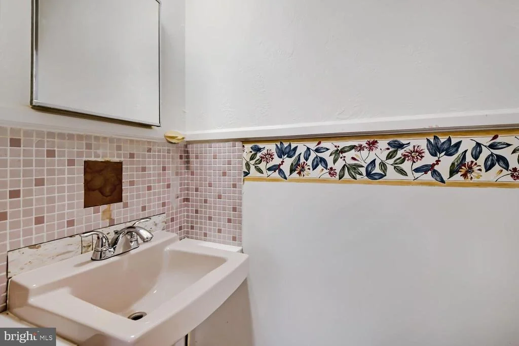 Photo of 1218 SOUTHVIEW ROAD