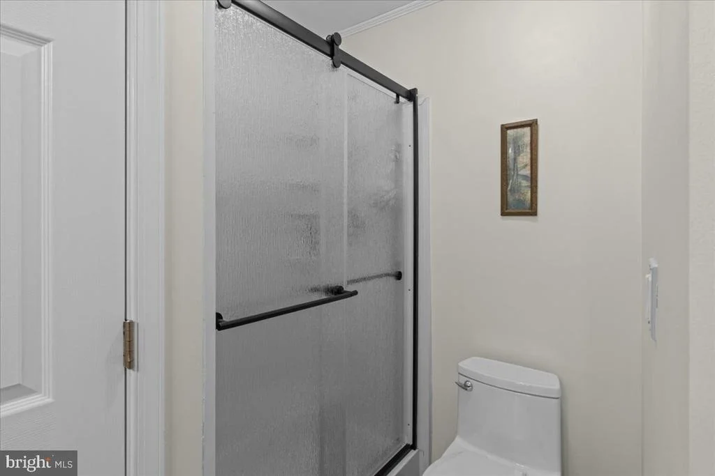 Photo of 32 BUCKINGHAM DRIVE