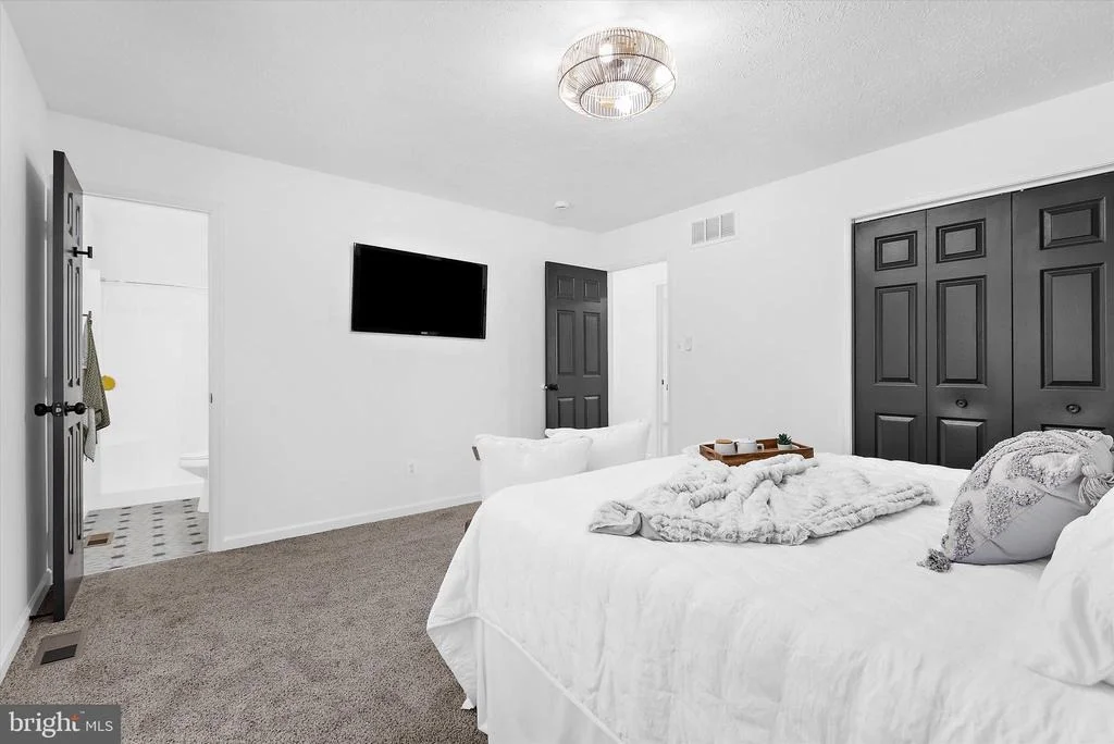 Photo of 774 EVERIST DRIVE