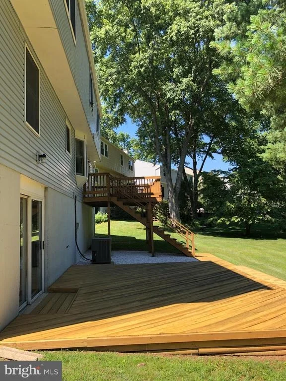 Photo of 7725 BARNSTABLE PLACE