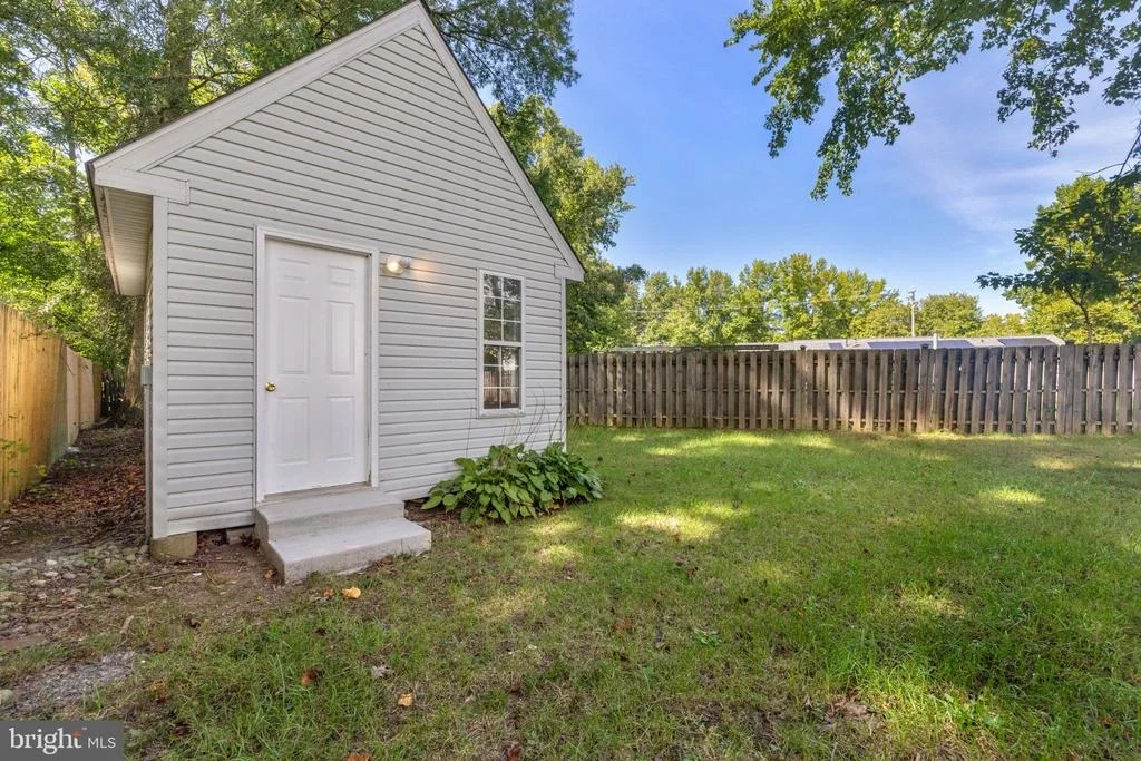 Photo of 459 WINTERBERRY DRIVE