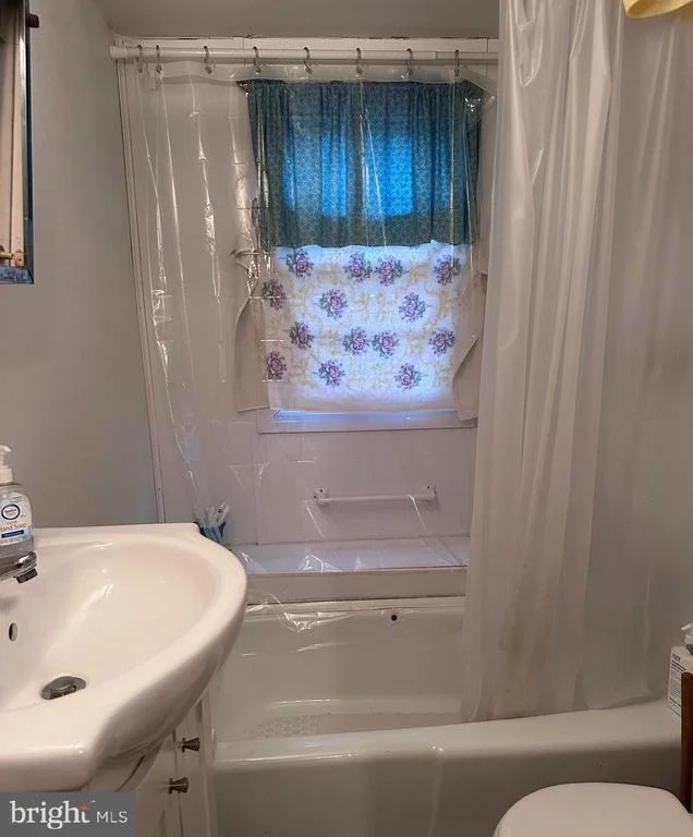 Photo of 6731 WILLIAMS DRIVE