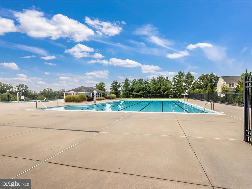 Photo of 1402 MARIAN WAY