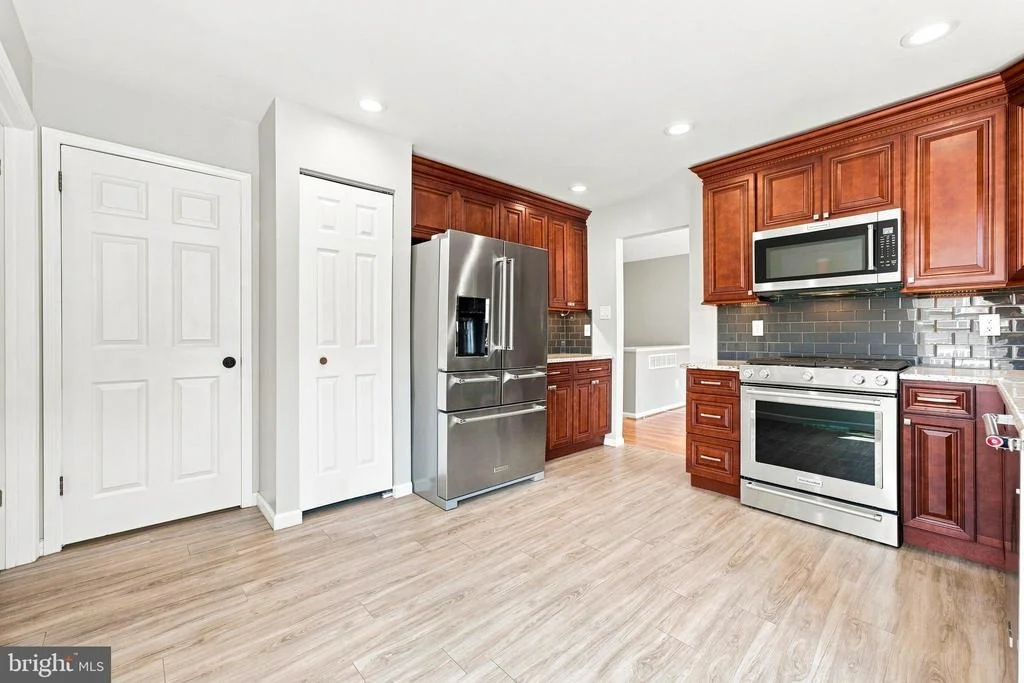 Photo of 17 GRAYSON PLACE