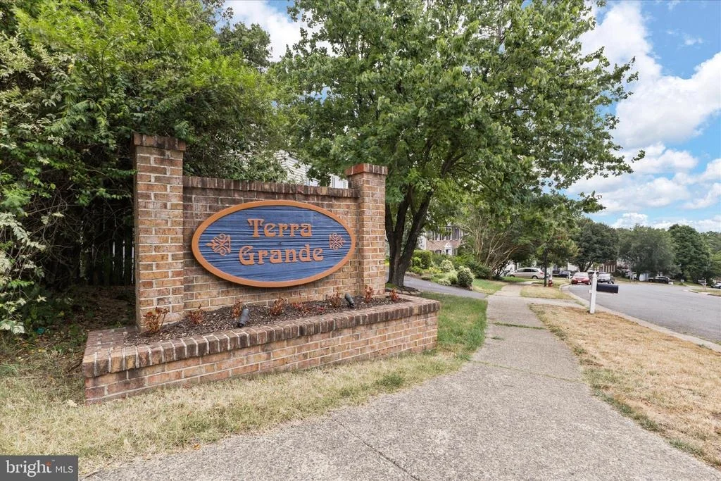 Photo of 7594 WOODSTOWN DRIVE