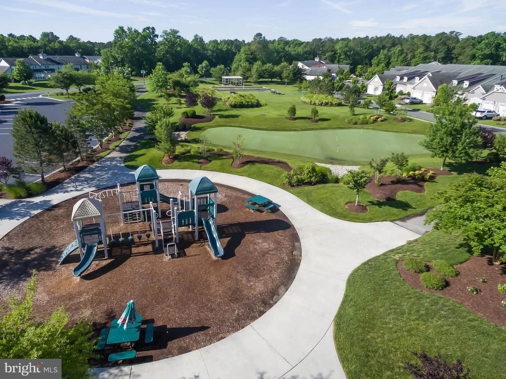 Photo of 38555 GOLDFINCH LANE