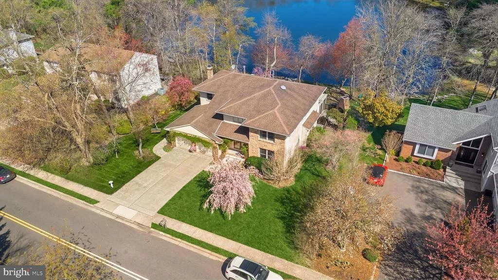 Photo of 200 WILLIAM FEATHER DRIVE